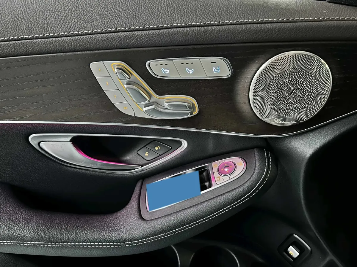 2022 Mercedes-Benz GLC Class 2.0T 258HP L4 9AT,autocango,china used car exporter,china ev exporter,chinese used car exporter,chinese used ev exporter