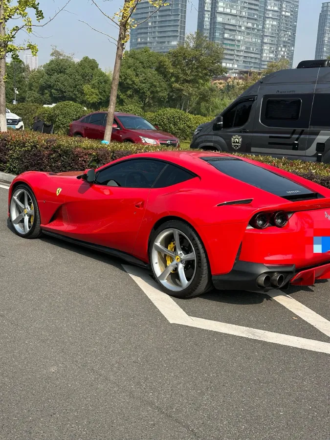 2017 Ferrari 812 6.5L 800HP V12 7DCT,autocango,china used car exporter,china ev exporter,chinese used car exporter,chinese used ev exporter