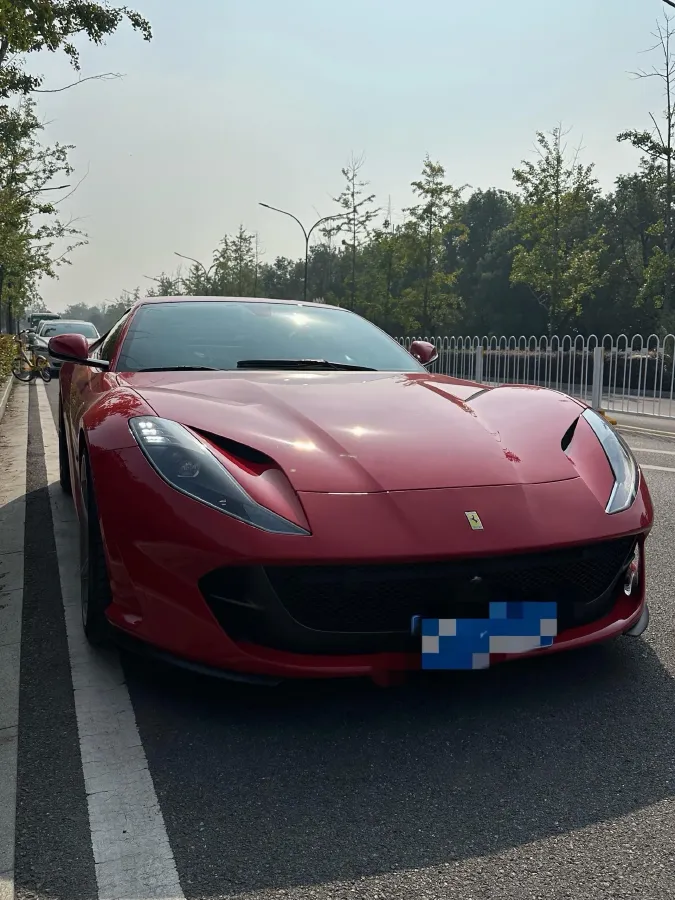 2017 Ferrari 812 6.5L 800HP V12 7DCT,autocango,china used car exporter,china ev exporter,chinese used car exporter,chinese used ev exporter