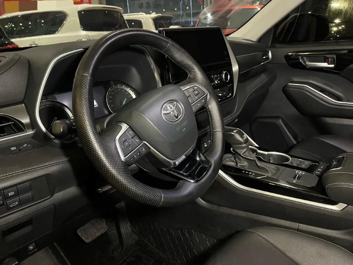 2022 Toyota Highlander 2.5L 192HP L4 E-CVT Hybrid,autocango,china used car exporter,china ev exporter,chinese used car exporter,chinese used ev exporter