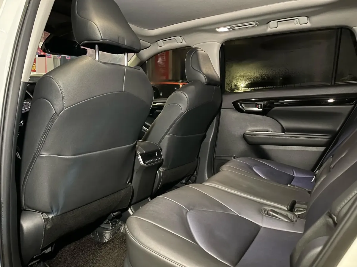 2022 Toyota Highlander 2.5L 192HP L4 E-CVT Hybrid,autocango,china used car exporter,china ev exporter,chinese used car exporter,chinese used ev exporter