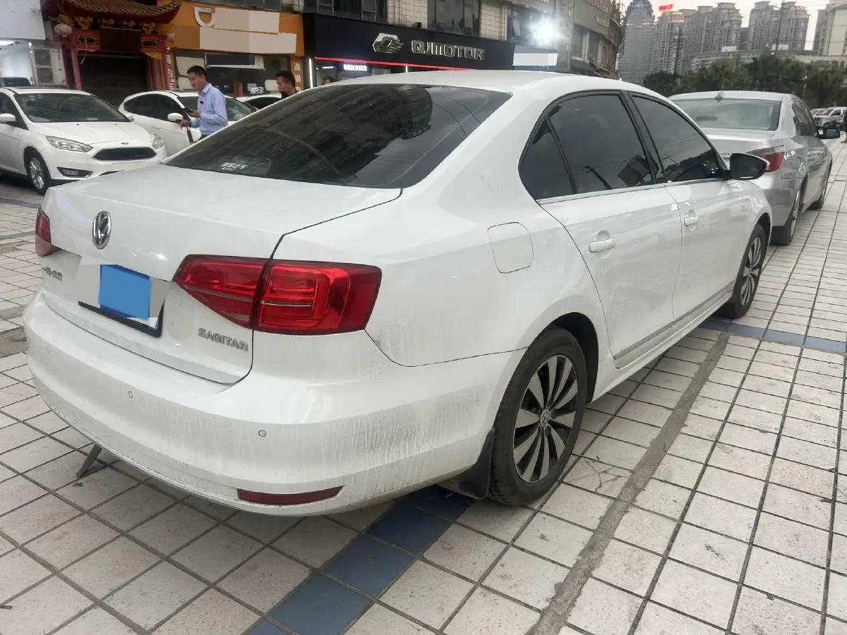 2018 JinBei Grace 2.4L 156HP L4 5MT,autocango,china used car exporter,china ev exporter,chinese used car exporter,chinese used ev exporter