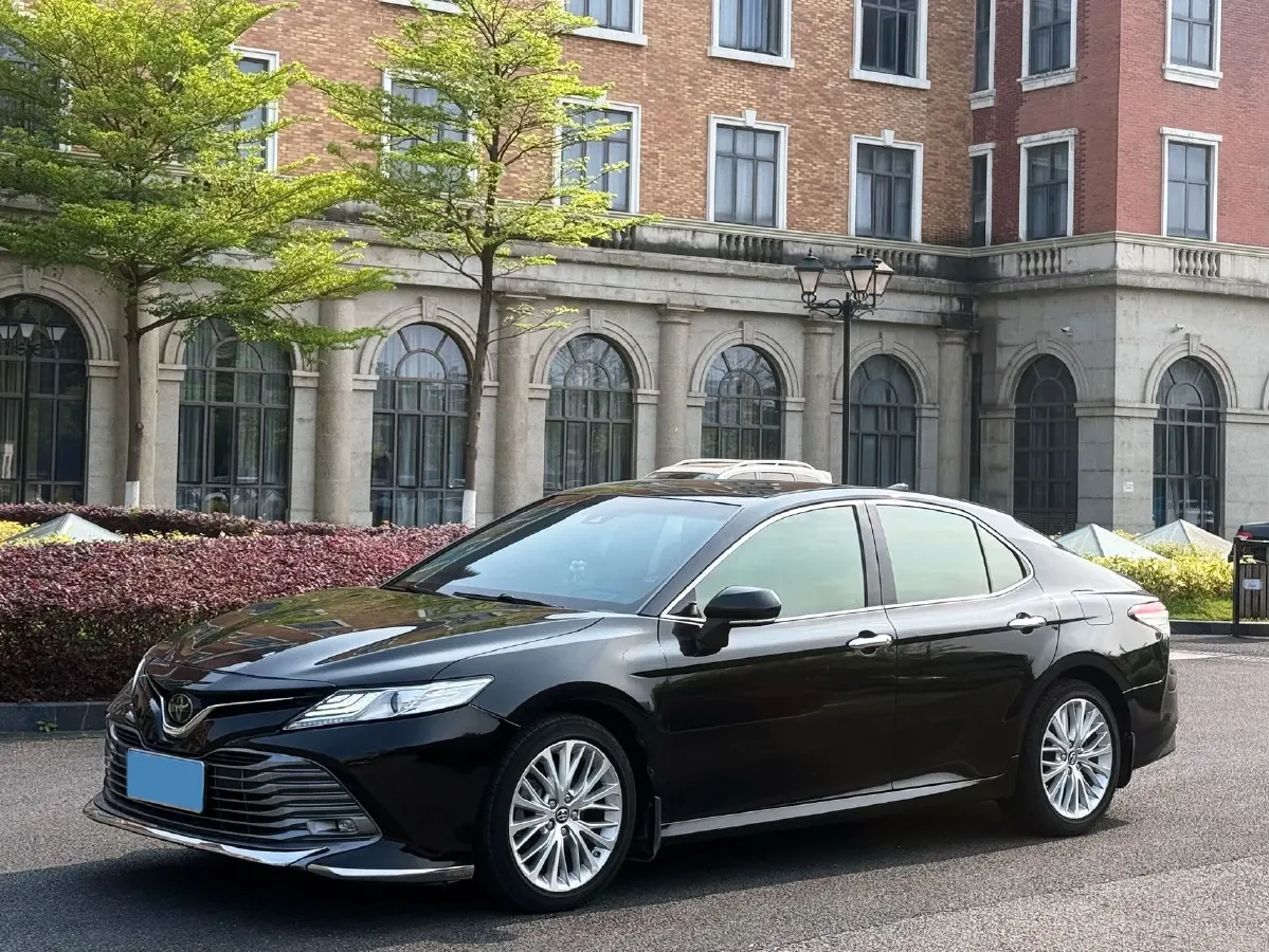 2018 Toyota Camry 2.5L 209HP L4 8AT,autocango,china used car exporter,china ev exporter,chinese used car exporter,chinese used ev exporter