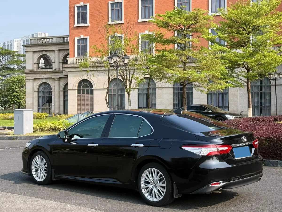 2018 Toyota Camry 2.5L 209HP L4 8AT,autocango,china used car exporter,china ev exporter,chinese used car exporter,chinese used ev exporter