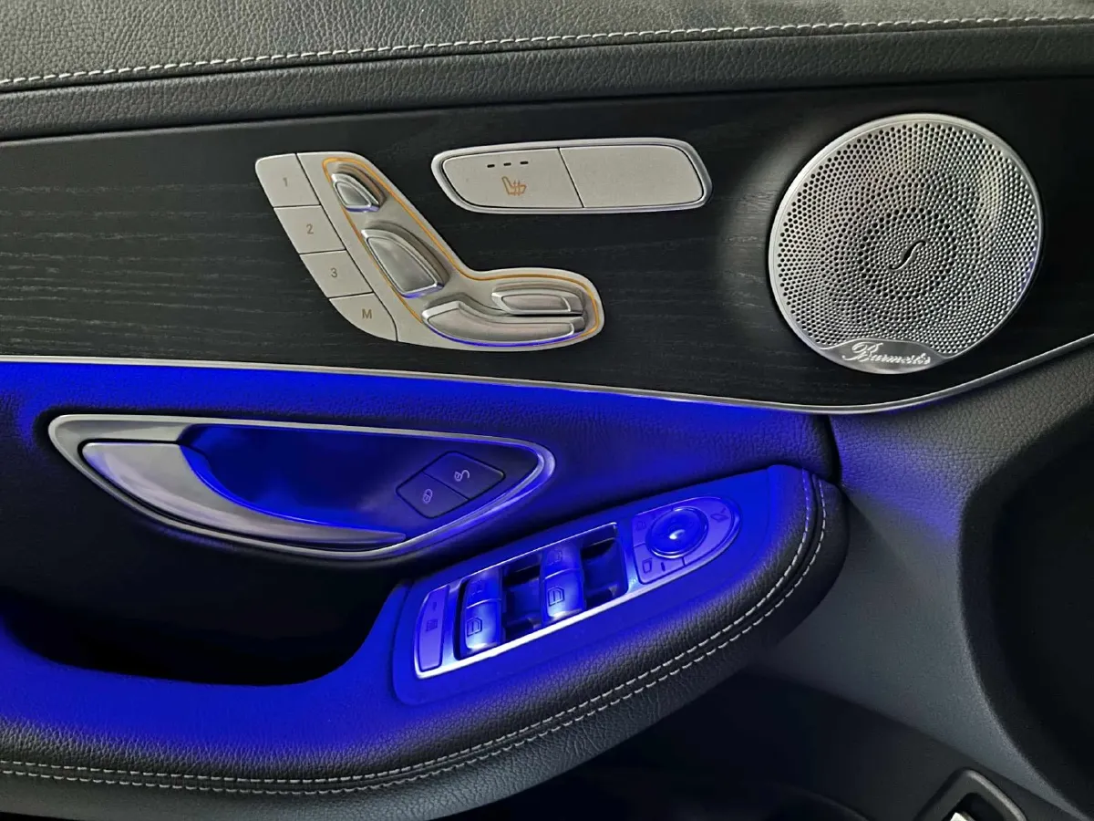 2021 Mercedes-Benz C Class 1.5T 184HP L4 9AT,autocango,china used car exporter,china ev exporter,chinese used car exporter,chinese used ev exporter