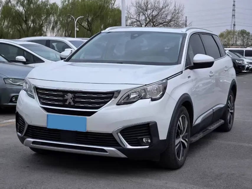 2017 Peugeot 5008 1.8T 204HP L4 6AT,autocango,china used car exporter,china ev exporter,chinese used car exporter,chinese used ev exporter