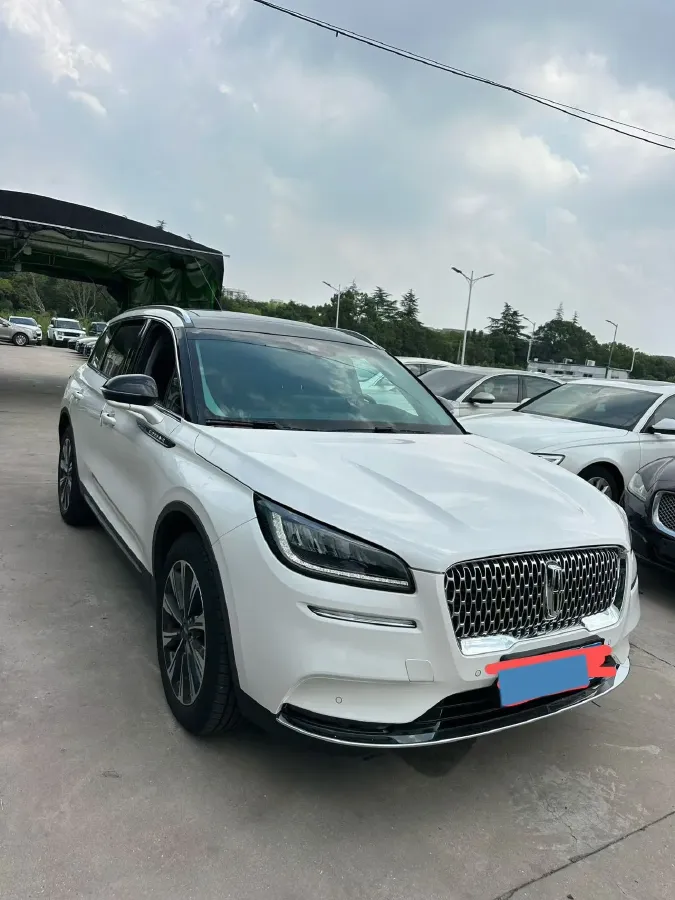 2022 Lincoln Corsair 2.0T 245HP L4 8AT,autocango,china used car exporter,china ev exporter,chinese used car exporter,chinese used ev exporter