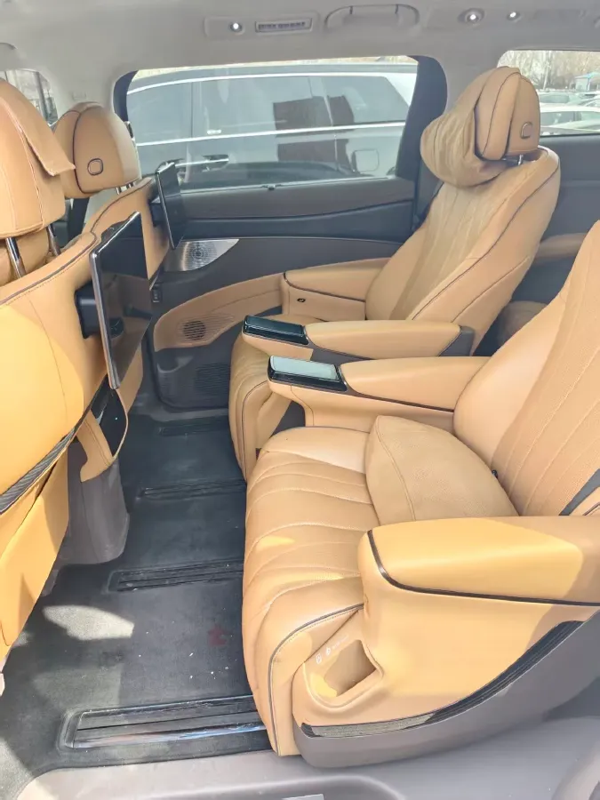 2022 HongQi HS7 3.0T 337HP V6 8AT,autocango,china used car exporter,china ev exporter,chinese used car exporter,chinese used ev exporter