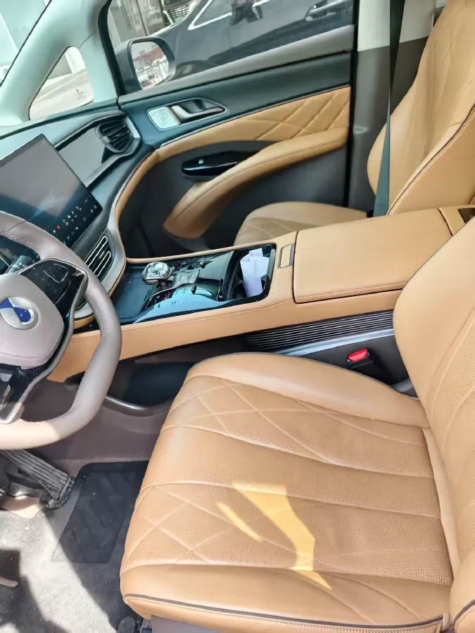 2022 HongQi HS7 3.0T 337HP V6 8AT,autocango,china used car exporter,china ev exporter,chinese used car exporter,chinese used ev exporter