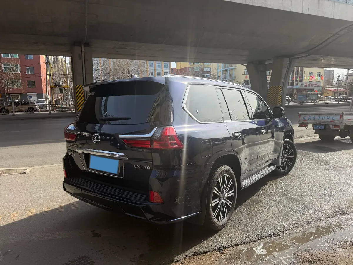 2019 Lexus LX 5.7L 367HP V8 8AT,autocango,china used car exporter,china ev exporter,chinese used car exporter,chinese used ev exporter