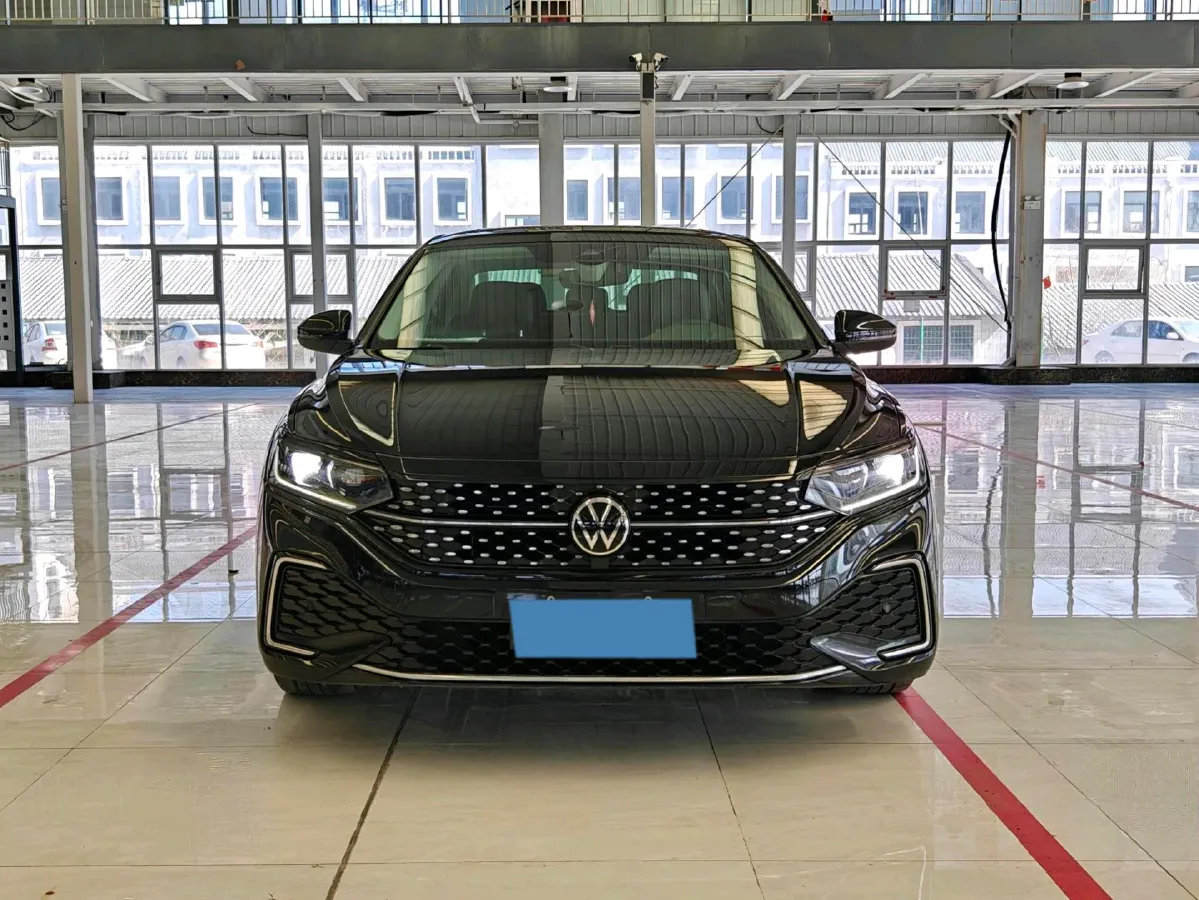 2022 Xpeng P7 BEV 60.2KWH,autocango,china used car exporter,china ev exporter,chinese used car exporter,chinese used ev exporter