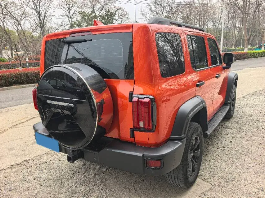 2023 Tank 300 2.0T 227HP L4 8AT,autocango,china used car exporter,china ev exporter,chinese used car exporter,chinese used ev exporter