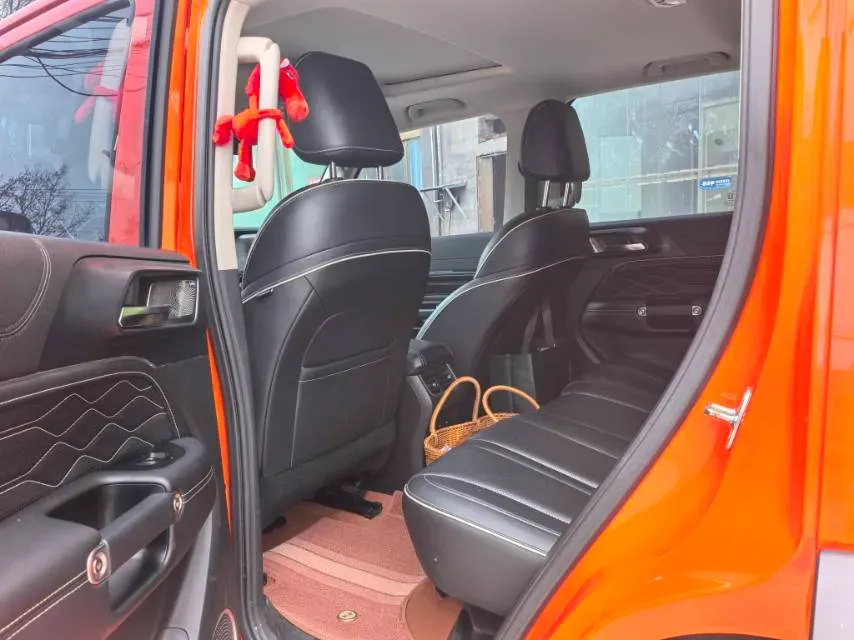 2023 Tank 300 2.0T 227HP L4 8AT,autocango,china used car exporter,china ev exporter,chinese used car exporter,chinese used ev exporter