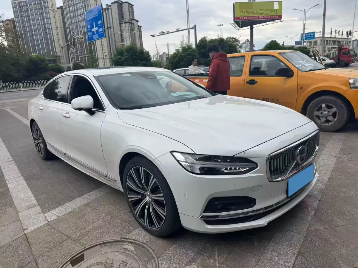 2024 Volvo S90 2.0T 250HP L4 8AT,autocango,china used car exporter,china ev exporter,chinese used car exporter,chinese used ev exporter