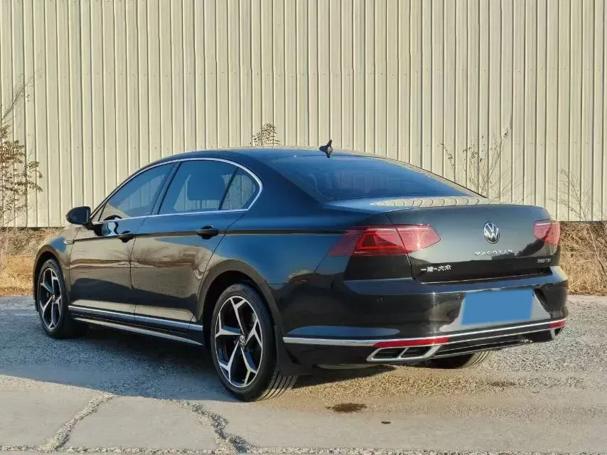 2023 Volkswagen Magotan 2.0T 186HP L4 7DCT,autocango,china used car exporter,china ev exporter,chinese used car exporter,chinese used ev exporter