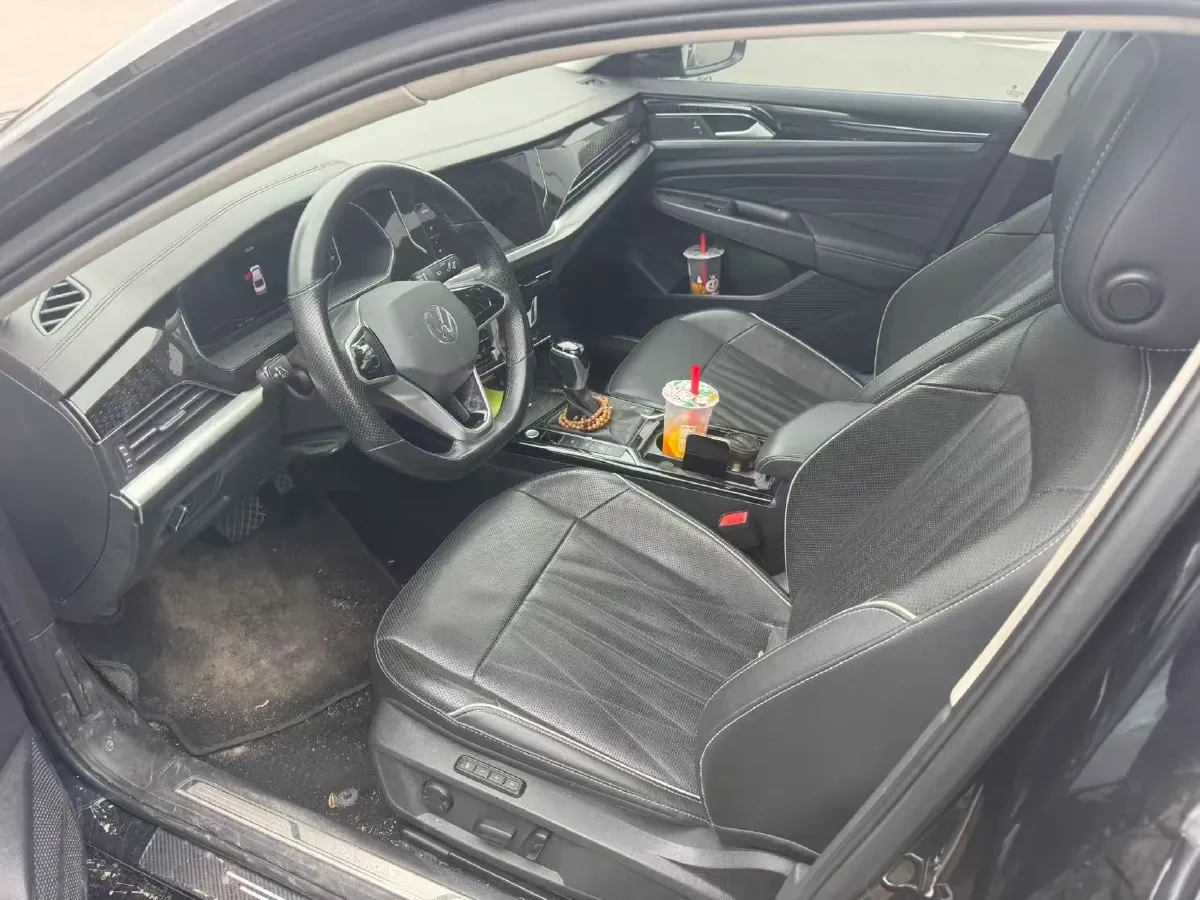 2022 Xpeng P7 BEV 60.2KWH,autocango,china used car exporter,china ev exporter,chinese used car exporter,chinese used ev exporter