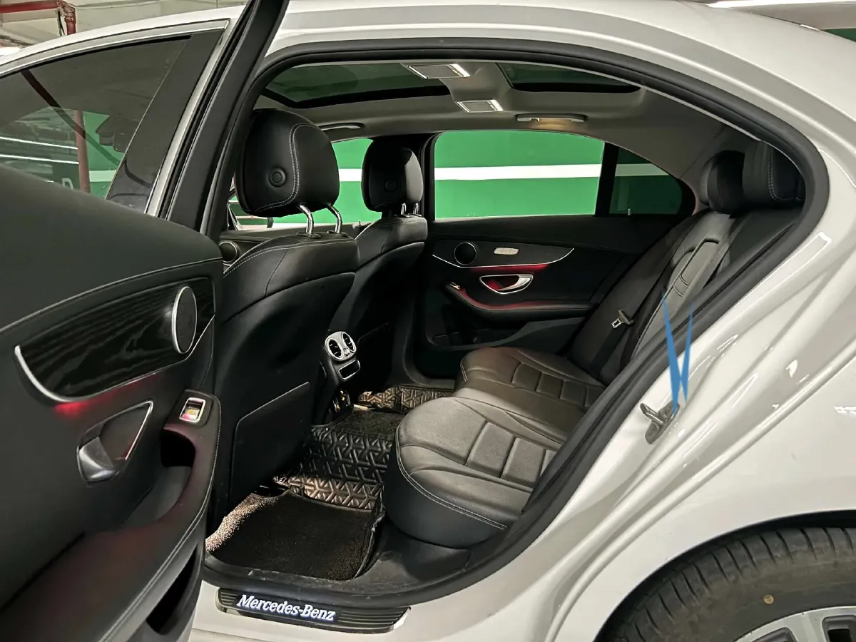 2021 Mercedes-Benz C Class 1.5T 156HP L4 9AT,autocango,china used car exporter,china ev exporter,chinese used car exporter,chinese used ev exporter