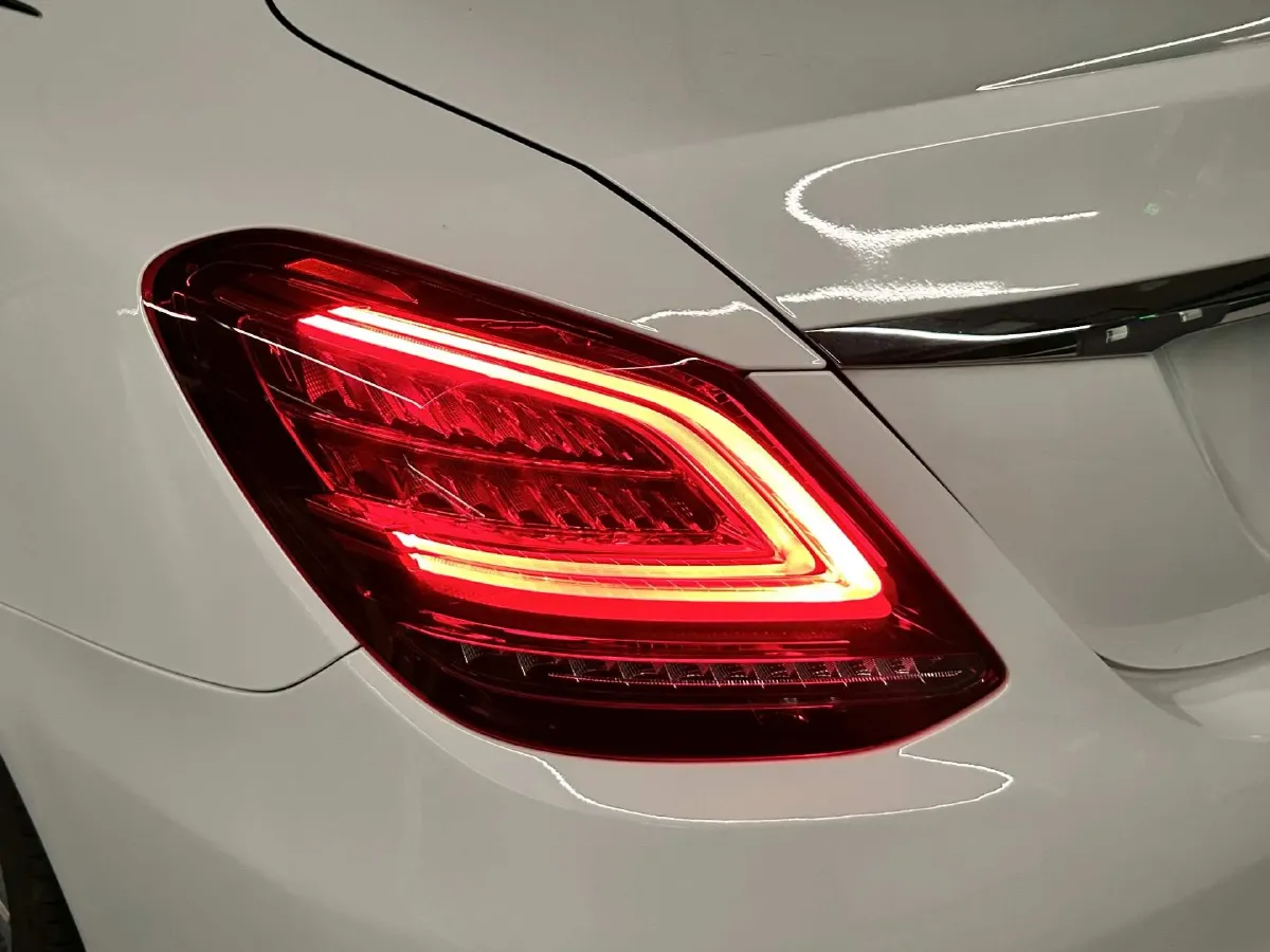 2021 Mercedes-Benz C Class 1.5T 156HP L4 9AT,autocango,china used car exporter,china ev exporter,chinese used car exporter,chinese used ev exporter