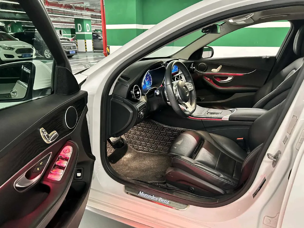 2021 Mercedes-Benz C Class 1.5T 156HP L4 9AT,autocango,china used car exporter,china ev exporter,chinese used car exporter,chinese used ev exporter