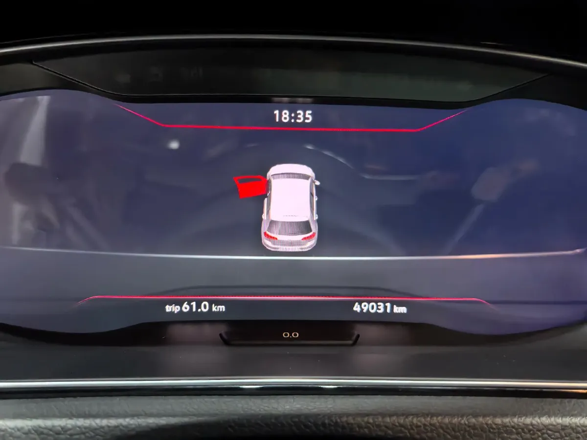 2018 Volkswagen GolfGTI 2.0T 220HP L4 7DCT,autocango,china used car exporter,china ev exporter,chinese used car exporter,chinese used ev exporter