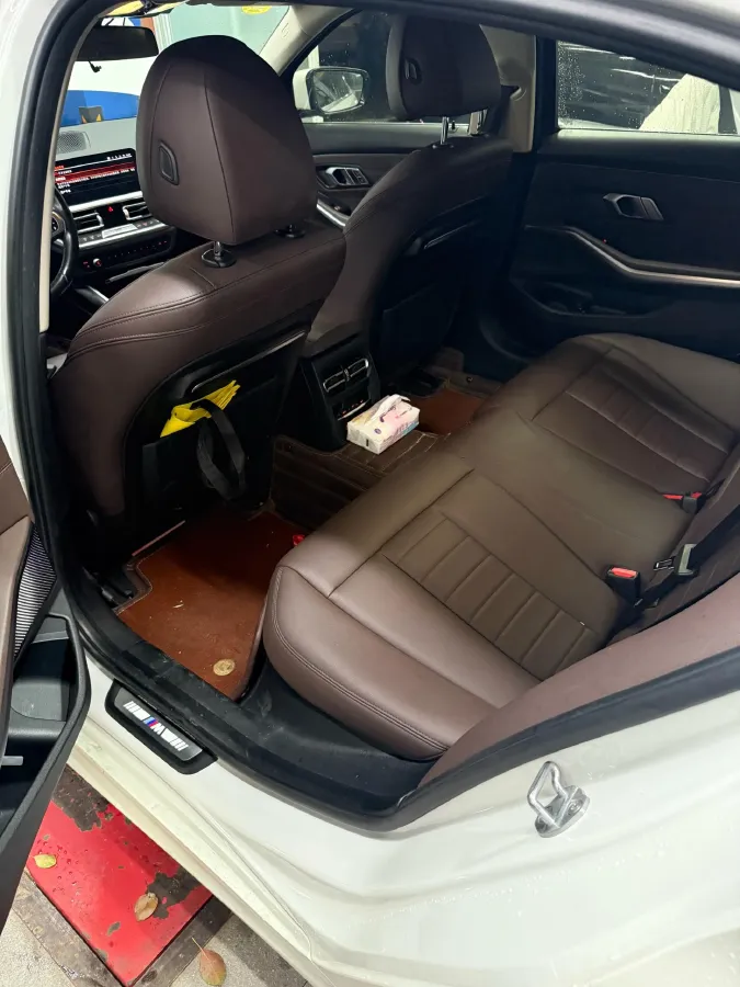 2020 BMW 3 Series 2.0T 156HP L4 8AT,autocango,china used car exporter,china ev exporter,chinese used car exporter,chinese used ev exporter