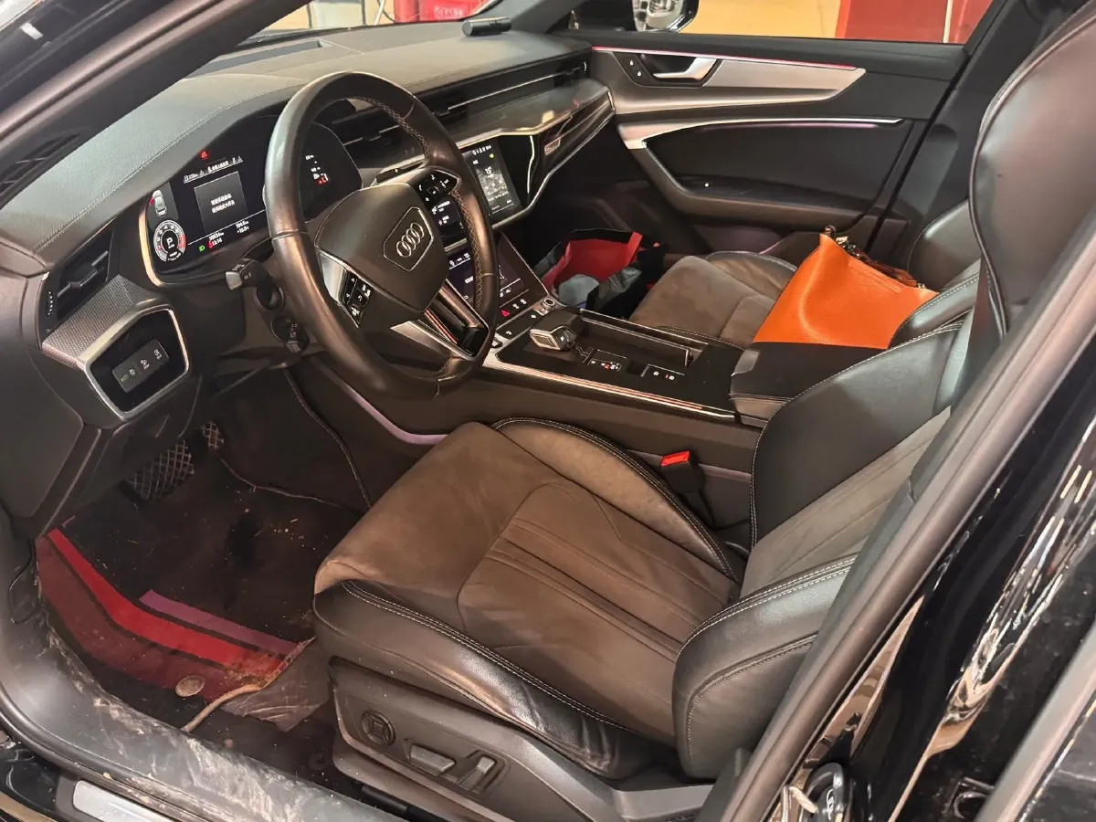 2022 Audi A6L 2.0T 190HP L4 7DCT,autocango,china used car exporter,china ev exporter,chinese used car exporter,chinese used ev exporter