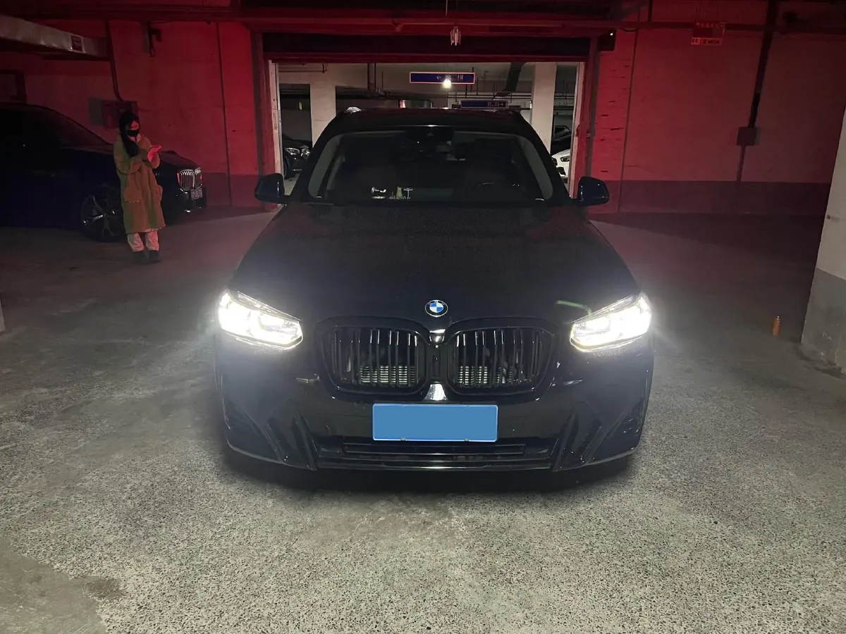 2022 BMW X3 2.0T 184HP L4 8AT,autocango,china used car exporter,china ev exporter,chinese used car exporter,chinese used ev exporter