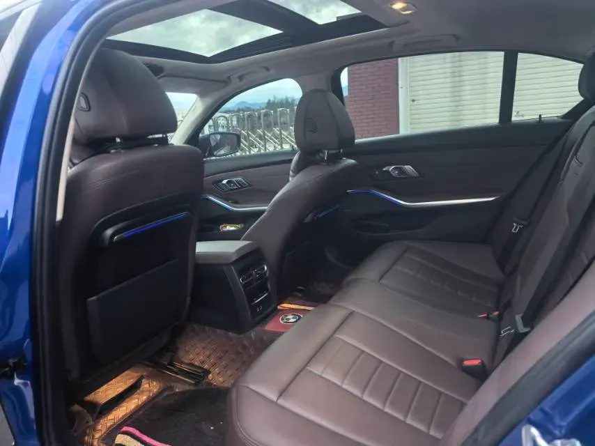 2021 BMW 3 Series 2.0T 184HP L4 8AT,autocango,china used car exporter,china ev exporter,chinese used car exporter,chinese used ev exporter