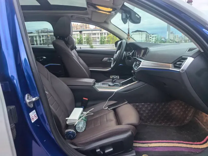2021 BMW 3 Series 2.0T 184HP L4 8AT,autocango,china used car exporter,china ev exporter,chinese used car exporter,chinese used ev exporter