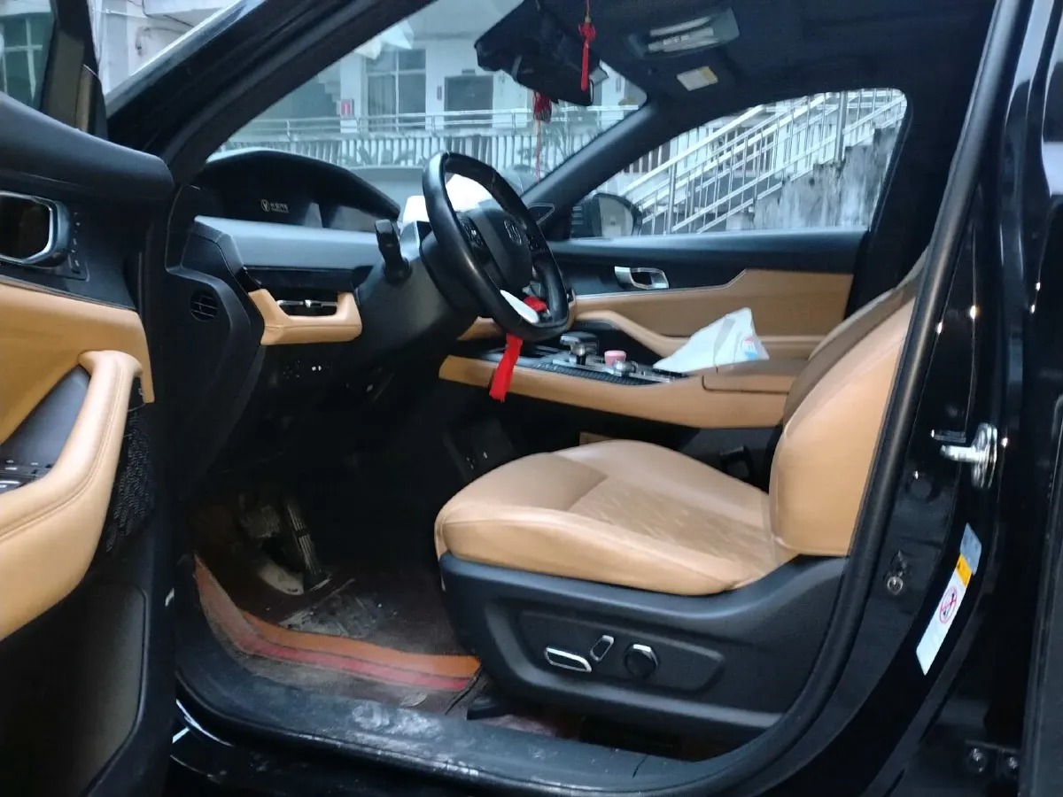 2021 ChangAn UNI-K 2.0T 233HP L4 8AT,autocango,china used car exporter,china ev exporter,chinese used car exporter,chinese used ev exporter