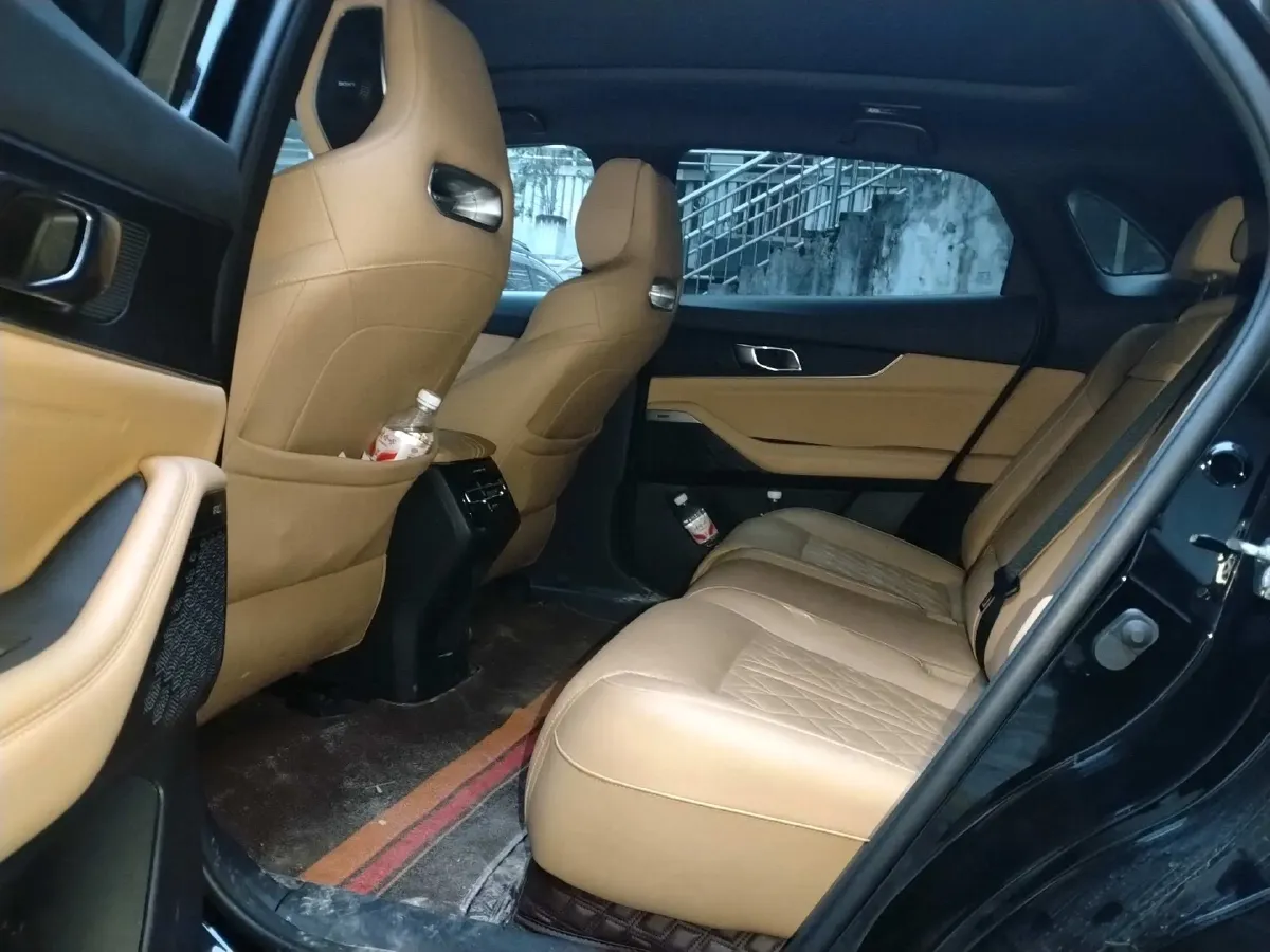 2021 ChangAn UNI-K 2.0T 233HP L4 8AT,autocango,china used car exporter,china ev exporter,chinese used car exporter,chinese used ev exporter