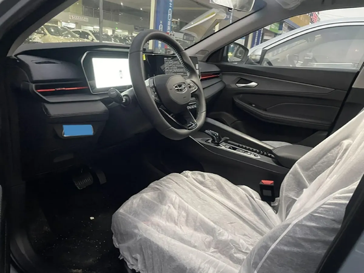 2025 Geely Emgrand 1.5L 127HP L4 CVT,autocango,china used car exporter,china ev exporter,chinese used car exporter,chinese used ev exporter