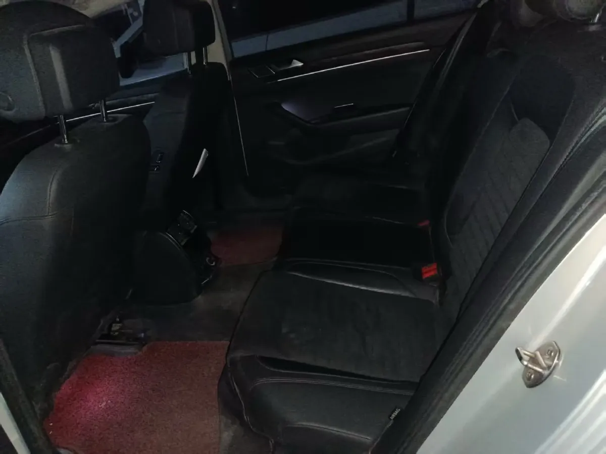 2018 Volkswagen Magotan 1.8T 180HP L4 7DCT,autocango,china used car exporter,china ev exporter,chinese used car exporter,chinese used ev exporter