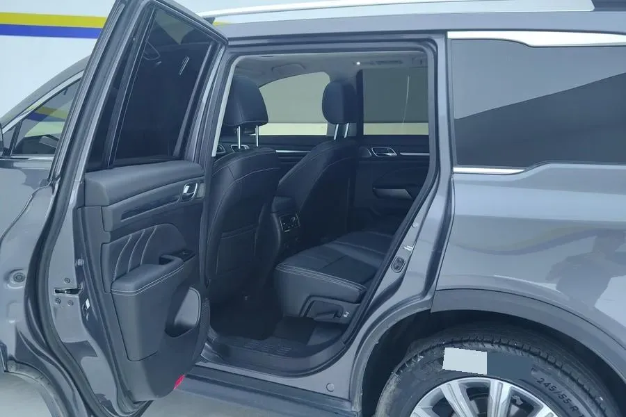 2020 GAC Trumpchi GS8 2.0T 252HP L4 6AT,autocango,china used car exporter,china ev exporter,chinese used car exporter,chinese used ev exporter