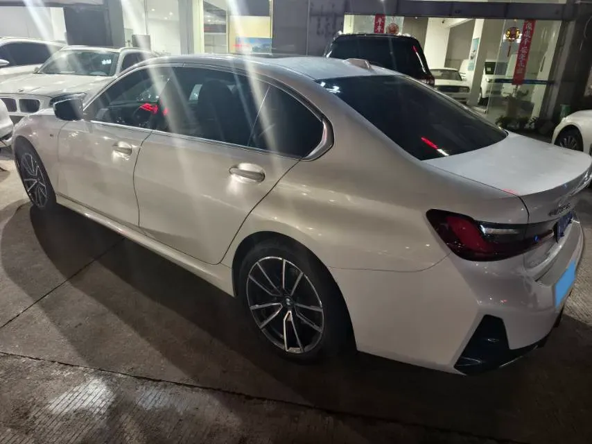 2023 BMW 3 Series 2.0T 156HP L4 8AT,autocango,china used car exporter,china ev exporter,chinese used car exporter,chinese used ev exporter