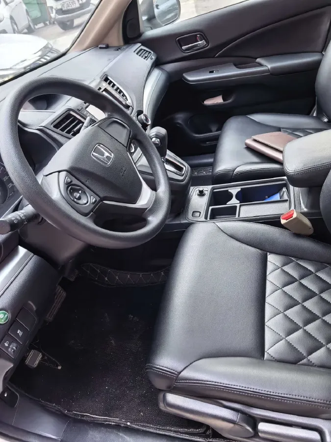 2022 HongQi H5 1.5T 169HP L4 7DCT,autocango,china used car exporter,china ev exporter,chinese used car exporter,chinese used ev exporter