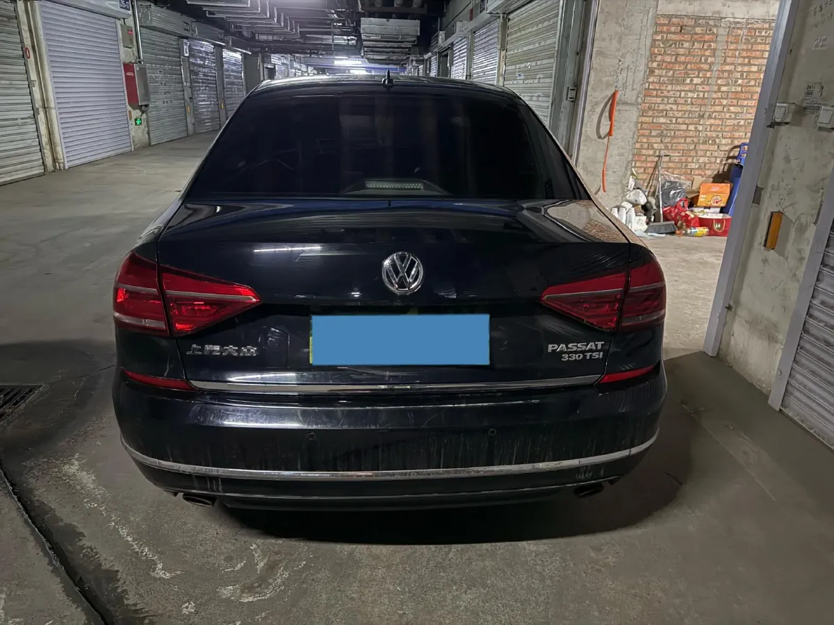 2017 Volkswagen Passat 1.8T 180HP L4 7DCT,autocango,china used car exporter,china ev exporter,chinese used car exporter,chinese used ev exporter