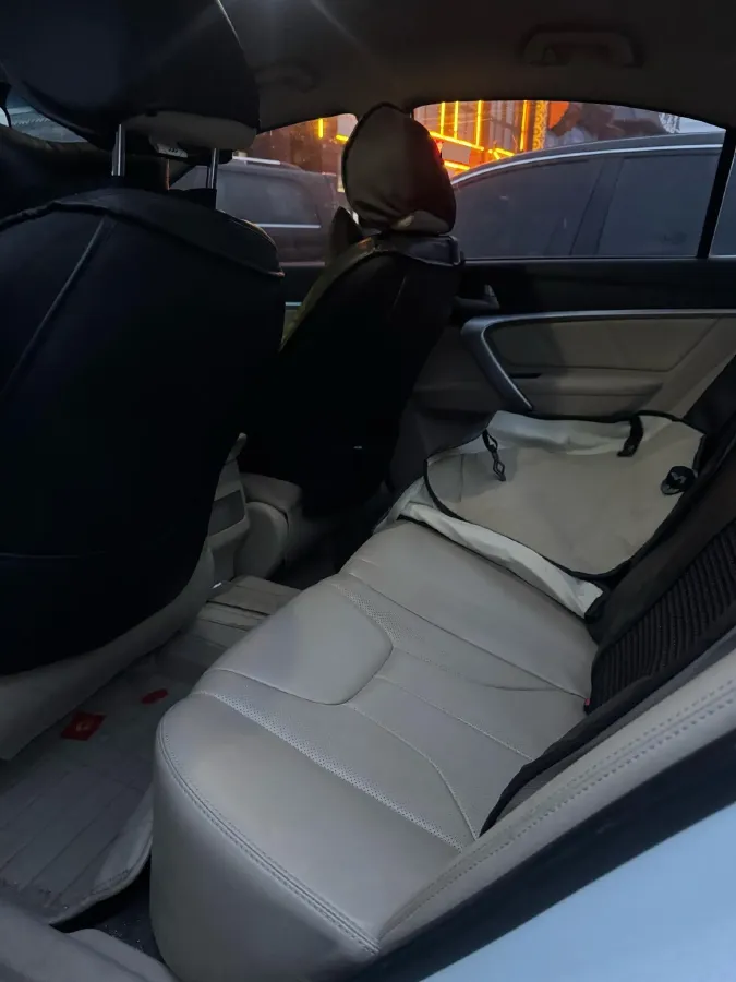 2017 Geely Emgrand 1.5L 109HP L4 5MT,autocango,china used car exporter,china ev exporter,chinese used car exporter,chinese used ev exporter