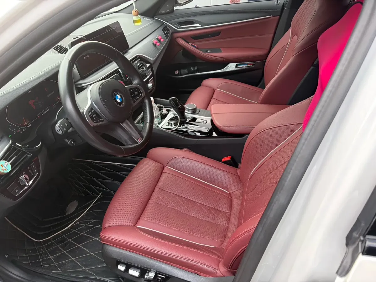 2021 BMW 5 Series 2.0T 252HP L4 8AT,autocango,china used car exporter,china ev exporter,chinese used car exporter,chinese used ev exporter
