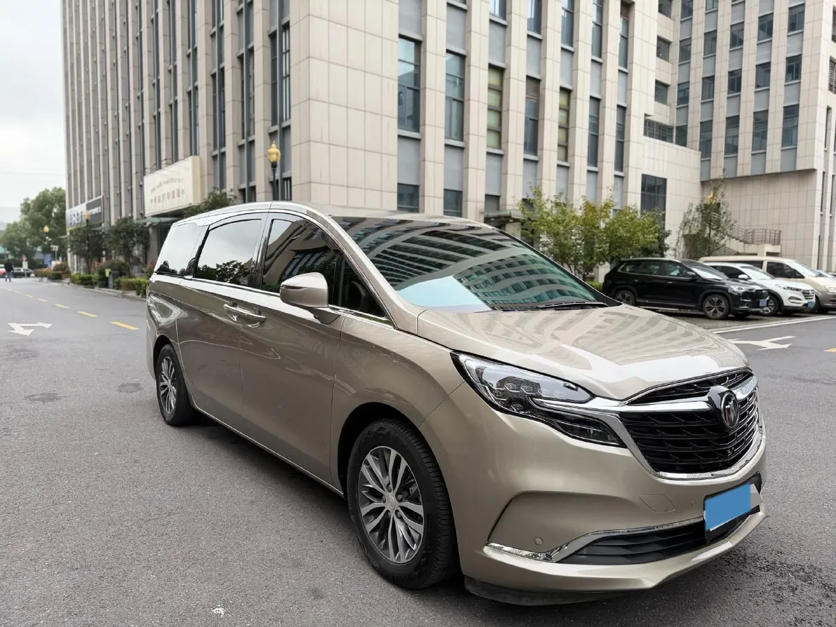2022 Buick GL8 2.0T 237HP L4 9AT,autocango,china used car exporter,china ev exporter,chinese used car exporter,chinese used ev exporter