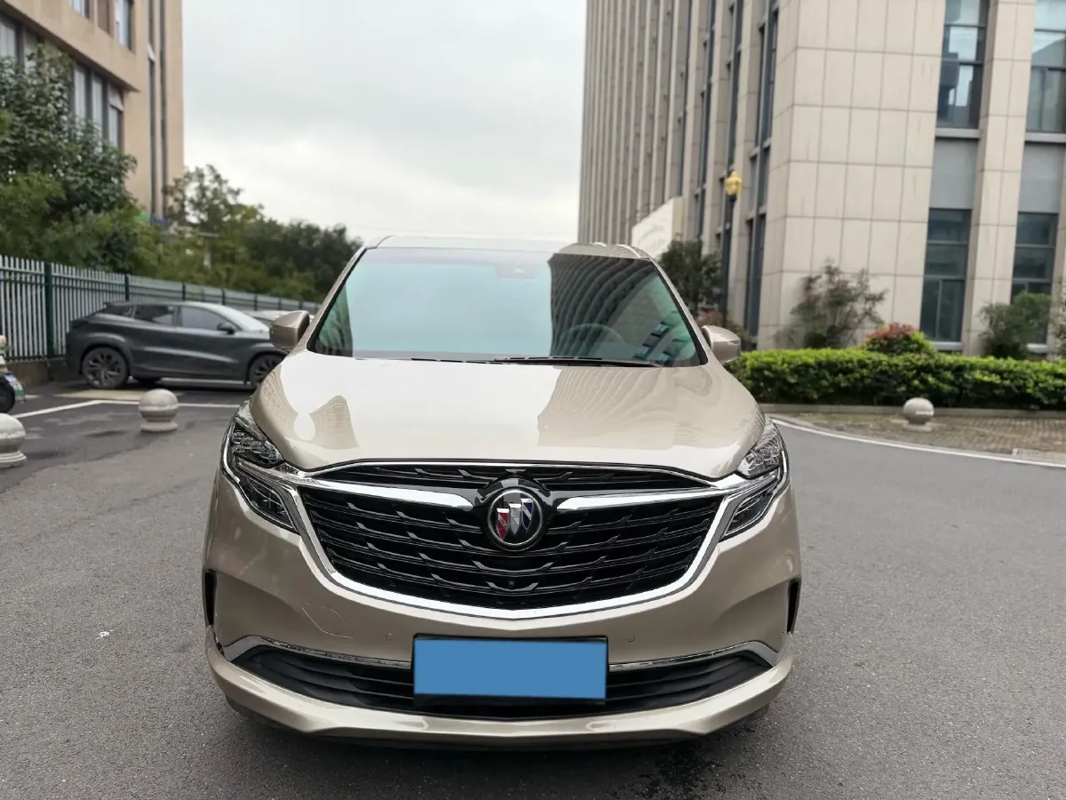 2022 Buick GL8 2.0T 237HP L4 9AT,autocango,china used car exporter,china ev exporter,chinese used car exporter,chinese used ev exporter
