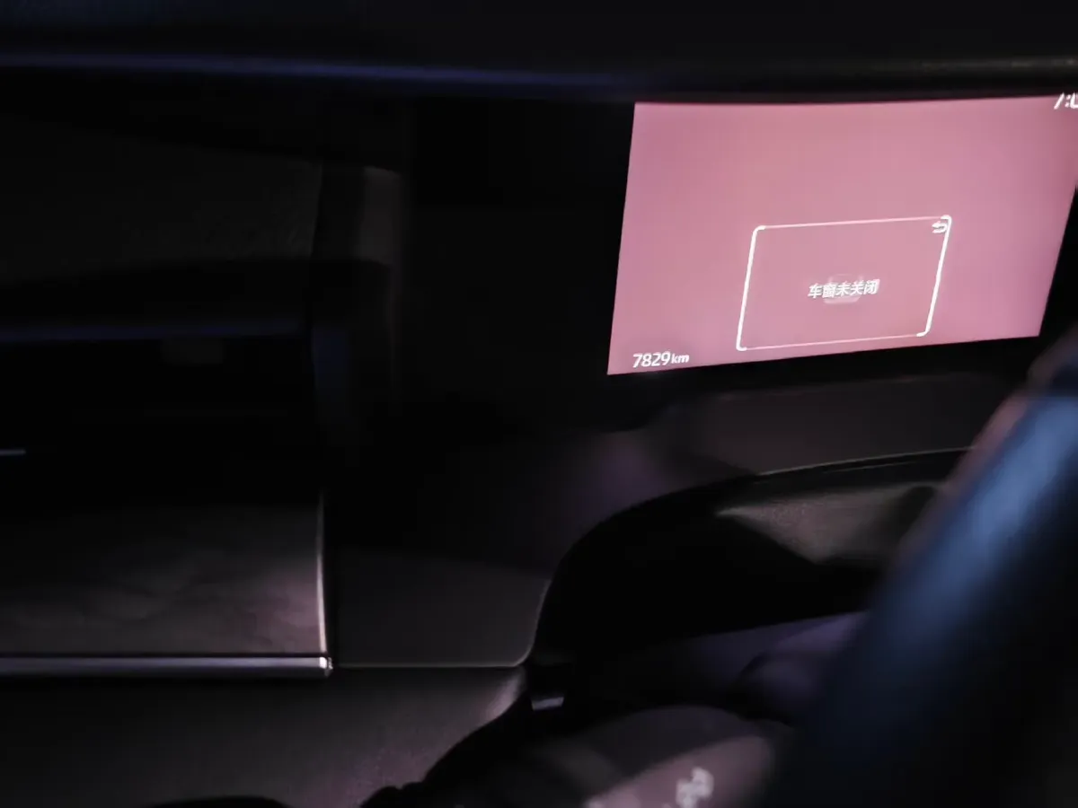 2024 Toyota Camry 2.0L 173HP L4 CVT,autocango,china used car exporter,china ev exporter,chinese used car exporter,chinese used ev exporter