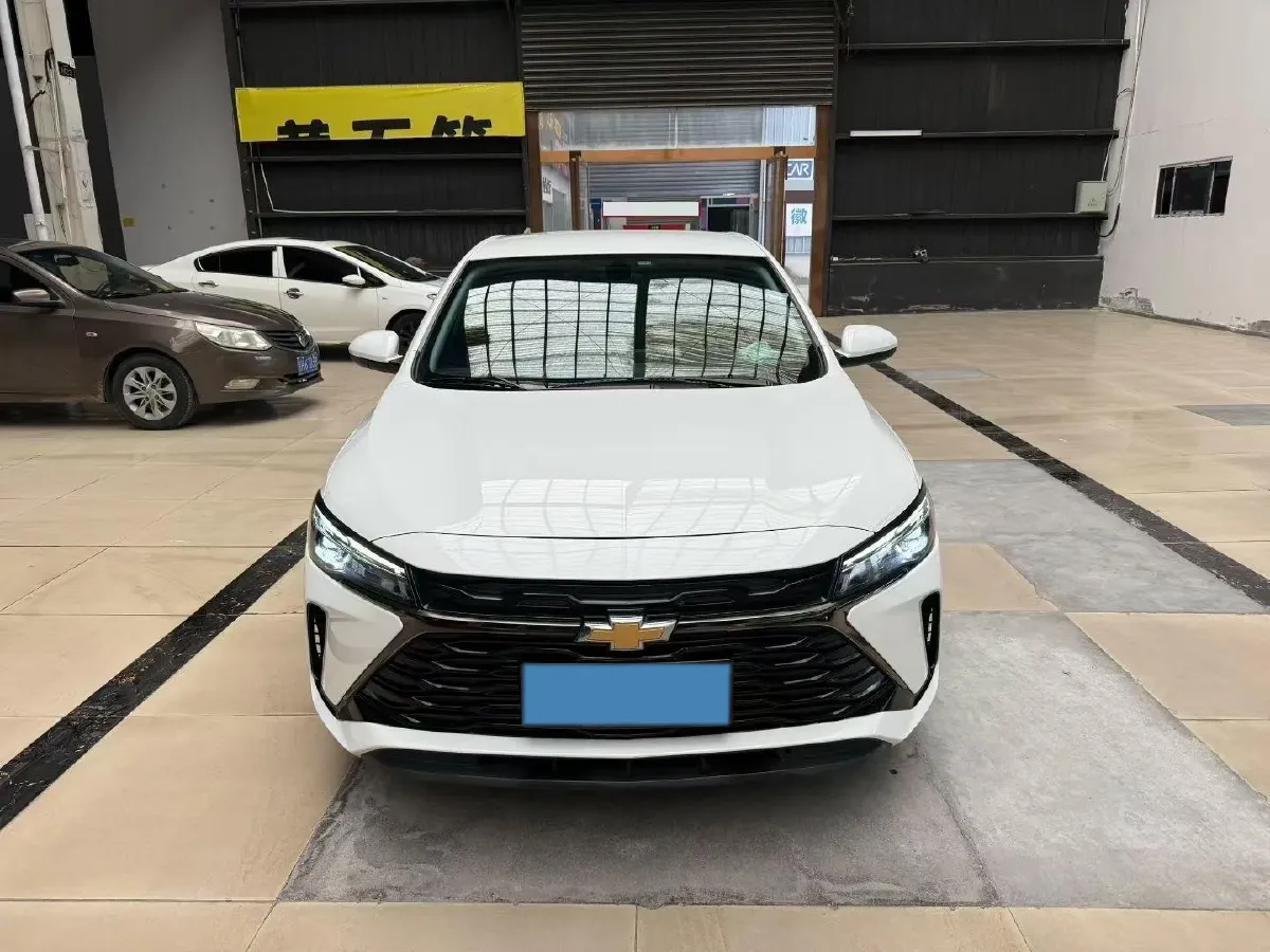2022 Chevrolet Monza 1.5L 113HP L4 6AT,autocango,china used car exporter,china ev exporter,chinese used car exporter,chinese used ev exporter