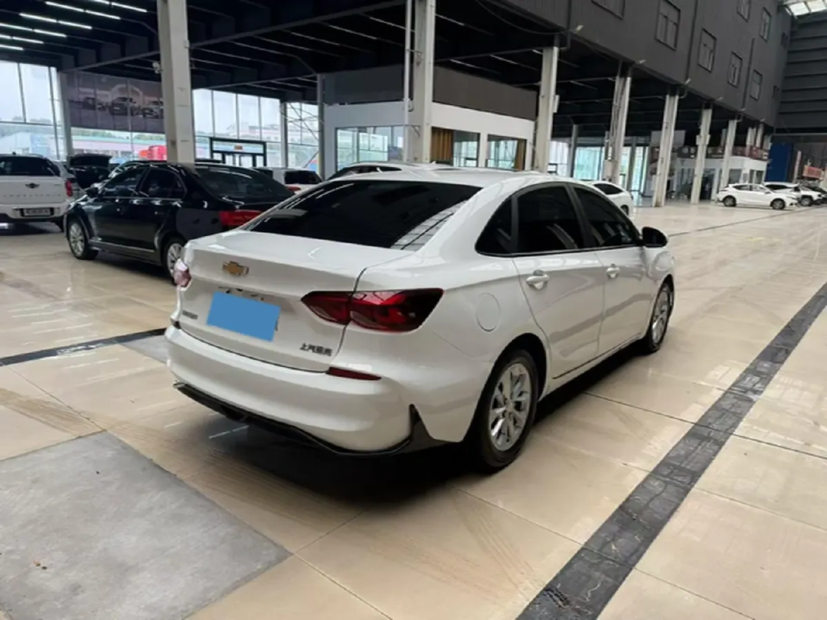 2022 Chevrolet Monza 1.5L 113HP L4 6AT,autocango,china used car exporter,china ev exporter,chinese used car exporter,chinese used ev exporter