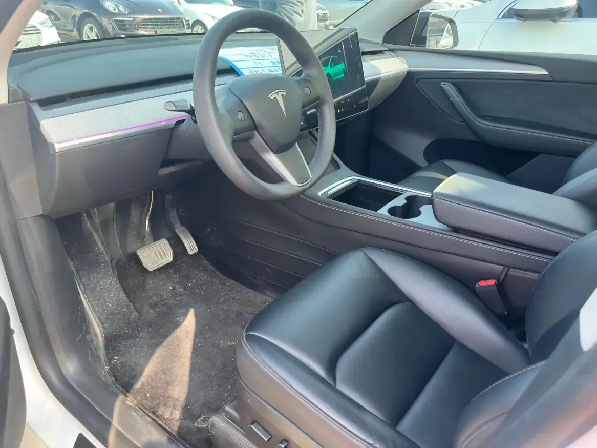 2024 Iveco OuSheng BEV 77.28KWH,autocango,china used car exporter,china ev exporter,chinese used car exporter,chinese used ev exporter