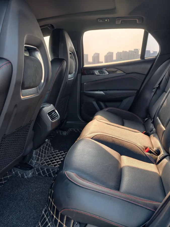 2019 Qoros 5 1.6T 197HP L4 7DCT,autocango,china used car exporter,china ev exporter,chinese used car exporter,chinese used ev exporter