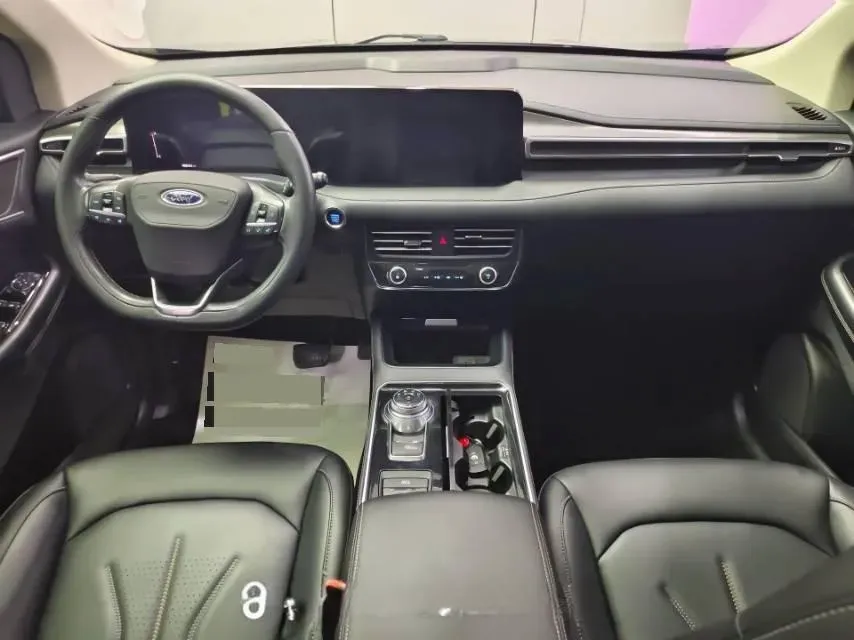 2021 Ford Edge 2.0T 245HP L4 8AT,autocango,china used car exporter,china ev exporter,chinese used car exporter,chinese used ev exporter