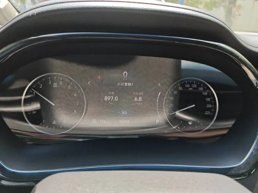 2021 Buick GL8 2.0T 237HP L4 9AT,autocango,china used car exporter,china ev exporter,chinese used car exporter,chinese used ev exporter