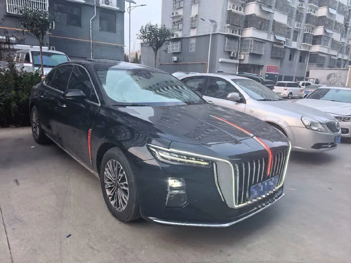 2025 HongQi H5 1.5T 169HP L4 1DHT Hybrid,autocango,china used car exporter,china ev exporter,chinese used car exporter,chinese used ev exporter