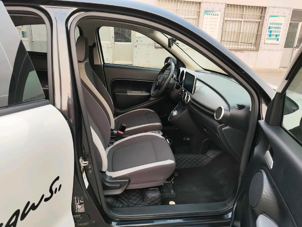 2019 HuangHai WeiLong 2.5T 129HP L4 6AT,autocango,china used car exporter,china ev exporter,chinese used car exporter,chinese used ev exporter